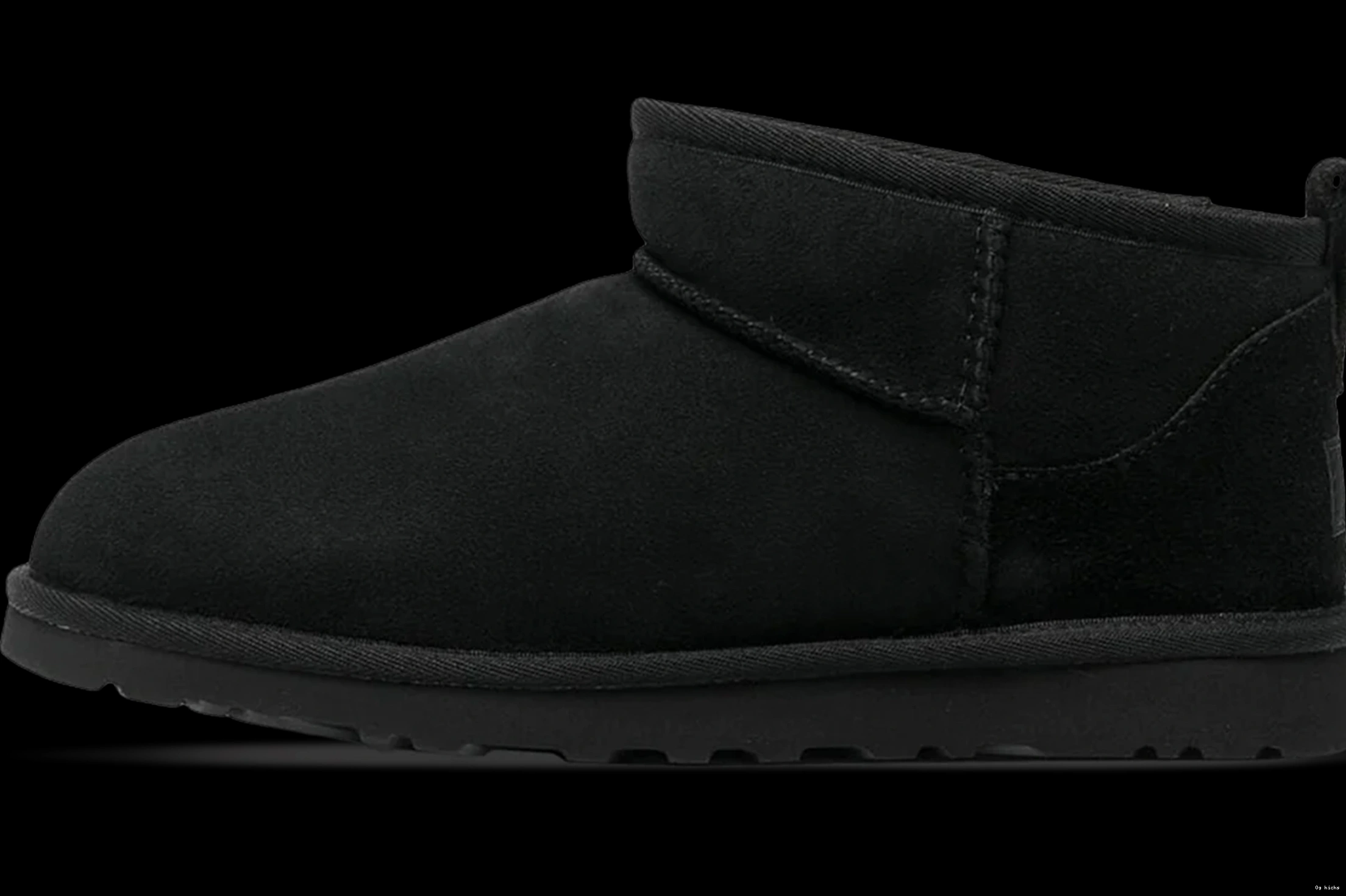 Mini UGG W Black Classic Ultra 0728